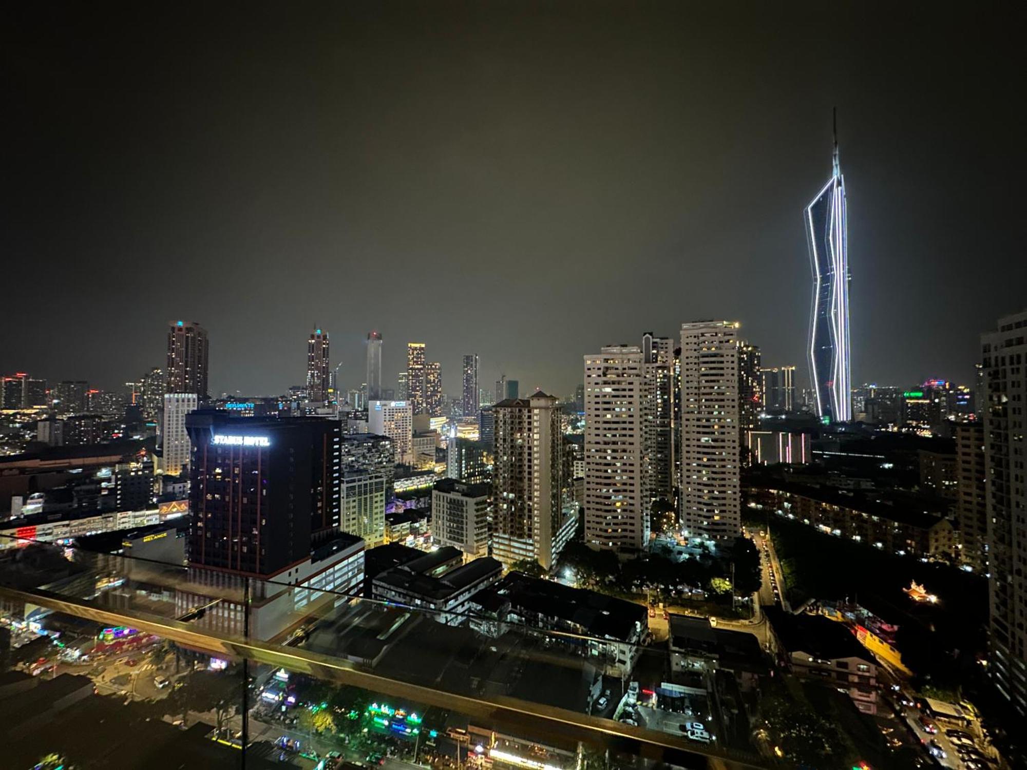 One Bukit Ceylon By Home Suites Куала-Лумпур Экстерьер фото